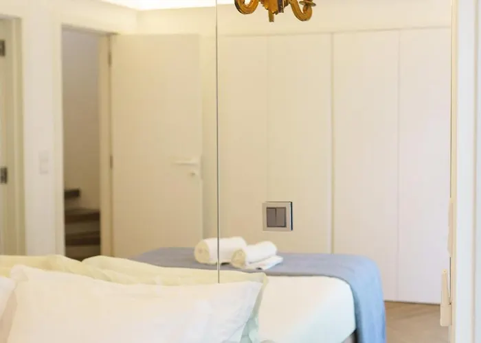 New! Stylish Portuguese Soul Retreat In Belem 4p Apartment *