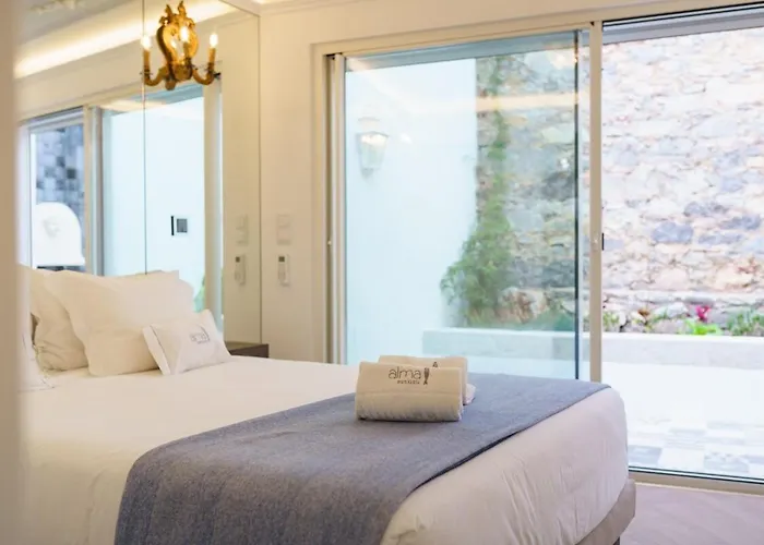 New! Stylish Portuguese Soul Retreat In Belem 4p Apartment