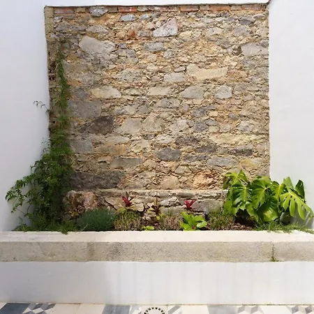 New! Stylish Portuguese Soul Retreat In Belem 4p *