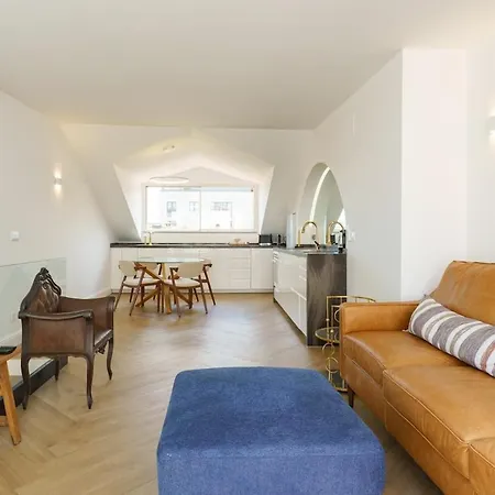 New! Stylish Portuguese Soul Retreat In Belem 4p Lisboa